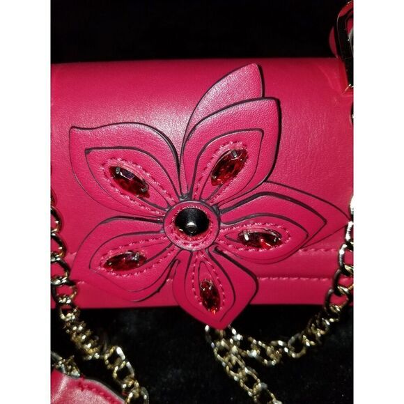 GUESS 1981 purse mini crossbody - Picture 3 of 8